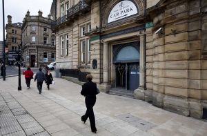 midland hotel kirkgate entrance sm.jpg